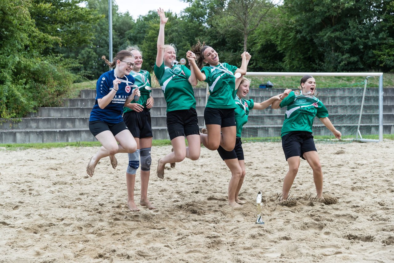 Bild 128 - wBJ/wCJ Beachsoccer Cup